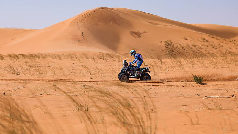 moto054