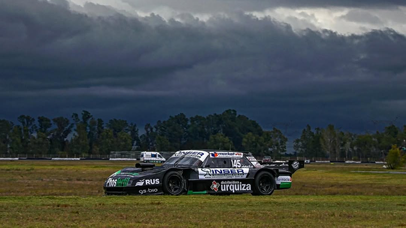 Iñaki Arrías celebró en lo más alto del podio de La Plata | Prensa ACTC