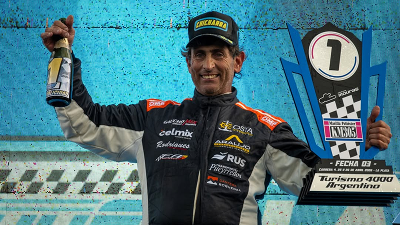 ​José Luis Newing festeja su triunfo en La Plata tras una final al límite | Prensa ACTC