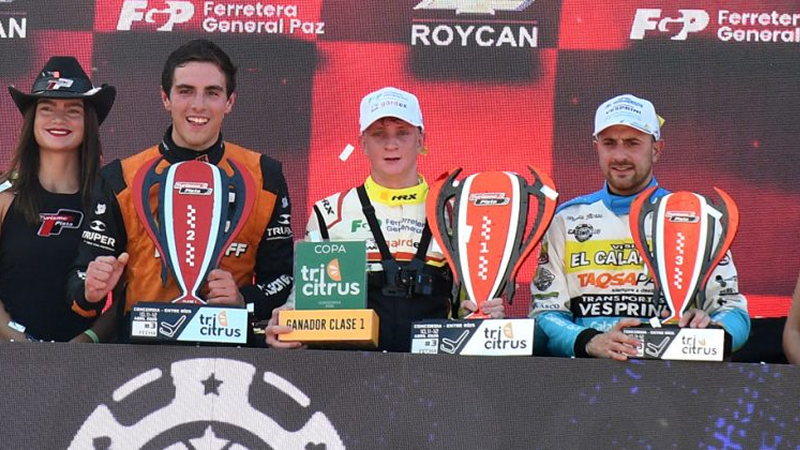 Lucio Rodríguez, Francisco Suárez y Alexis Bull celebraron en el podio de Concordia | Prensa Turismo Pista