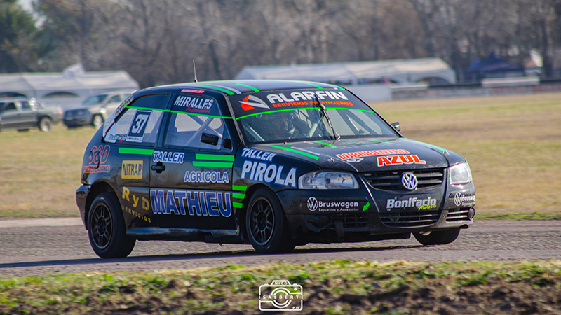 gol233
