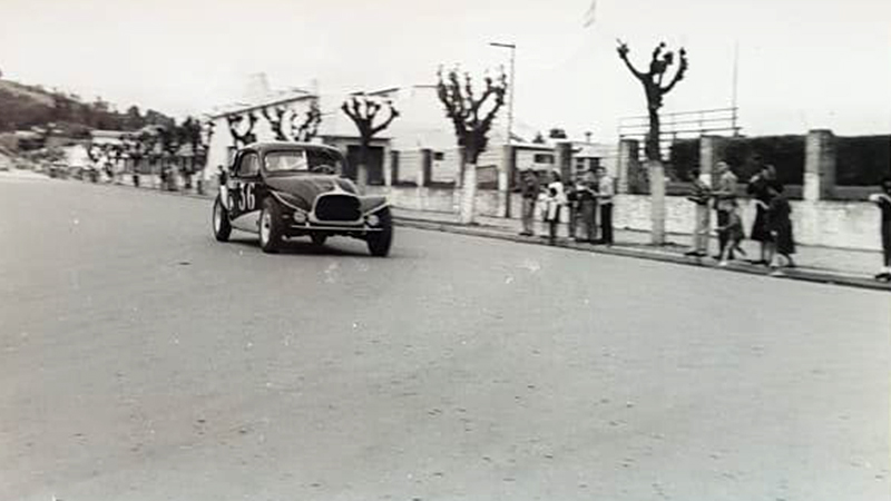 de Larrea 1963