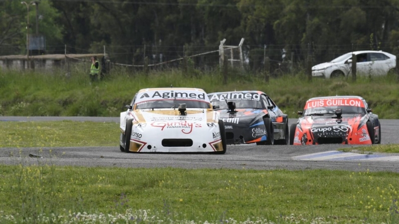 Las clases GTA y GTB de la categoría comenzaron con la actividad en el histórico autódromo "Guillermo 'Yoyo' Maldonado"