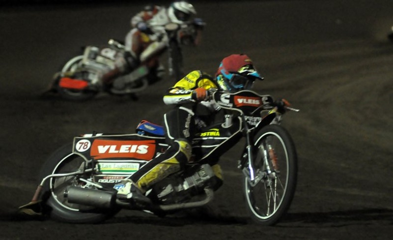 Moto0801