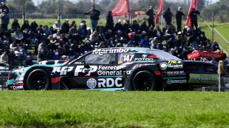 Marco Dianda estableció el mejor tiempo del sábado con el Dodge Challenger en el trazado entrerriano | Prensa ACTC