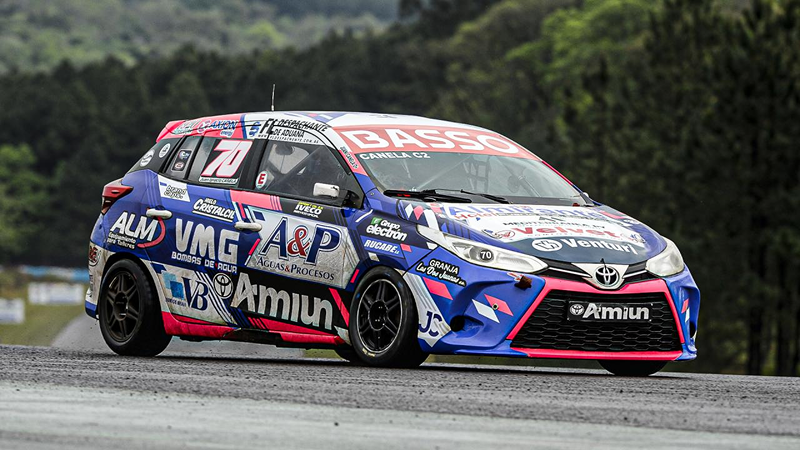 Juan Ignacio Canela festejó la obtención de su primera pole position en la Clase 2 del Turismo Nacional | Prensa APAT