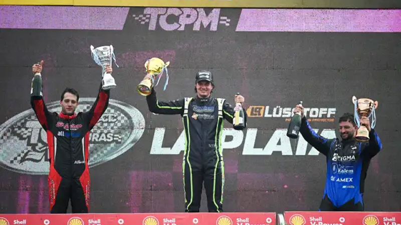 Iñaki Arrías encabezó el lote en el trazado platense para encaminar su sexta victoria del año | Gentileza ACTC