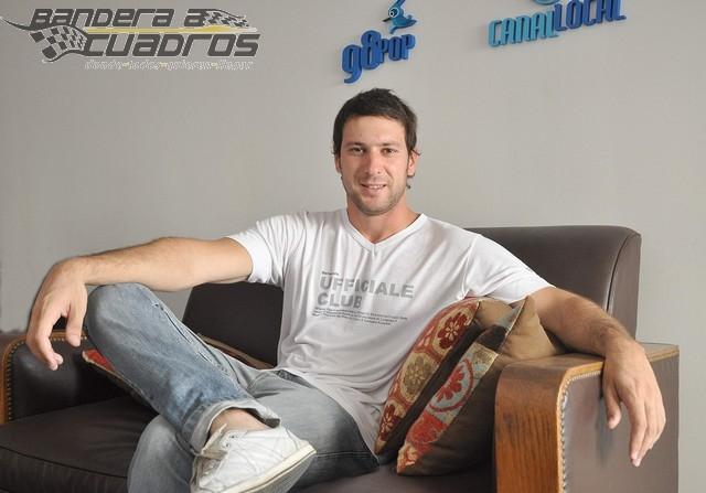 El piloto Nicolás Pezzucchi está frente a un gran desafío para 2015, reunir el presupuesto para seguir en la categoría más popular del automovilismo argentino.