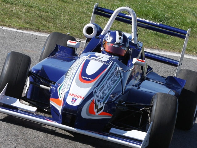 Vázquez buscará cerrar con una victoria el fin de semana