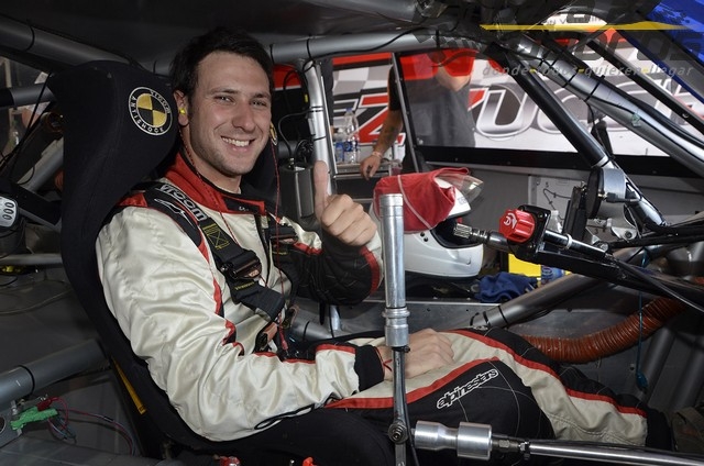 Pezzucchi y el Cañuelas GB Racing cierran en excelentes términos un exitoso paso junto al UR Racing con el cual se logró el campeonato de TC Pista 2013 con un triunfo en Junín