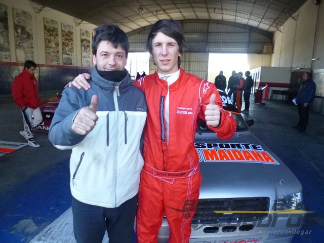 Juan José Cassou es el motorista e invitado de Lucas Bayala. La dupla quedó 5° en la clasificación de la Clase 2 del Turismo Pista.