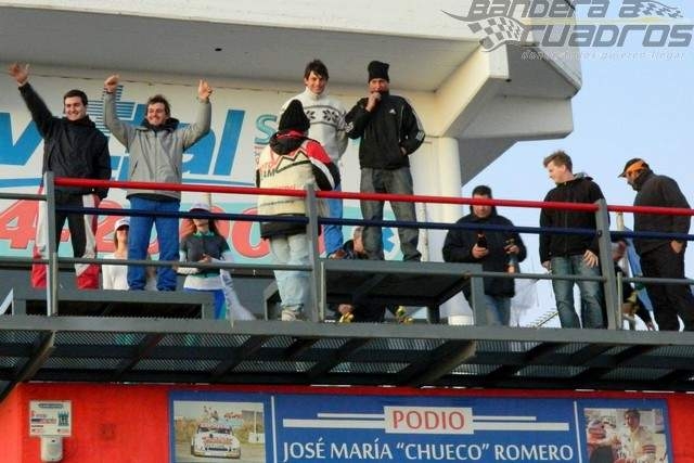 El podio de la Promocional 850 en los 100 Km. de APPS aniversario Diario EL POPULAR.