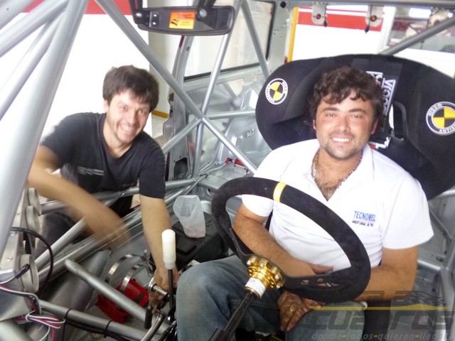 El preparador Cassou y el piloto Laborda, ahora juntos en el proyecto Turismo Pista.