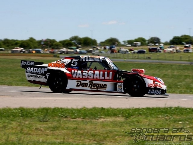 Rossi es el puntero del campeonato con una diferencia de 50 puntos sobre su escolta Ledesma.