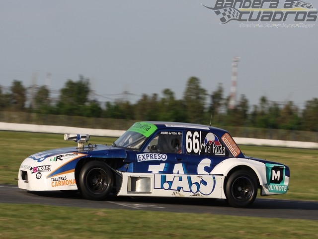 El olavarriense no pudo finalizar la carrera.