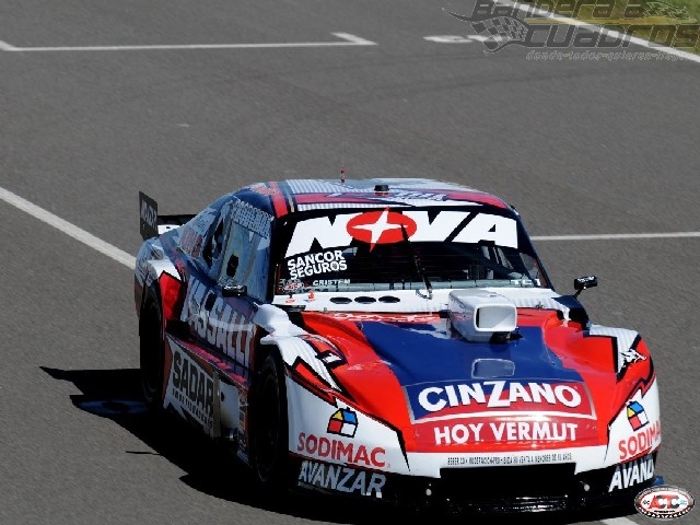 Segunda pole consecutiva para Rossi.