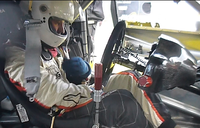 Nicolás Pezzucchi tuvo un buen arranque conduciendo el Ford Falcon de Omar Martínez.