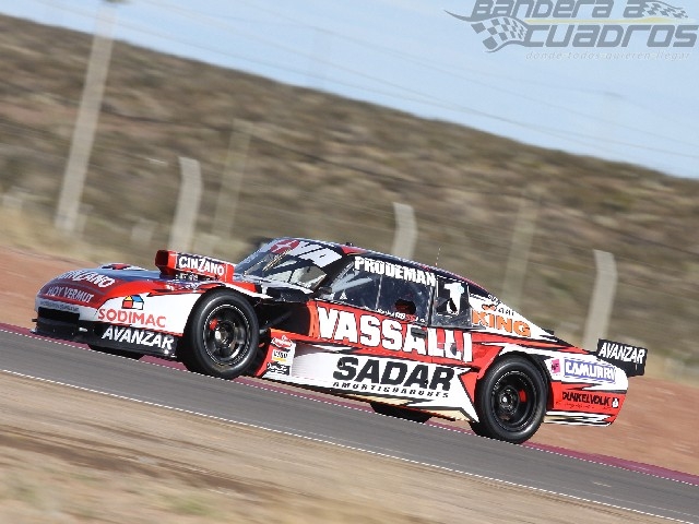El de Del Viso largará desde la primera fila junto a Pernía en la final.