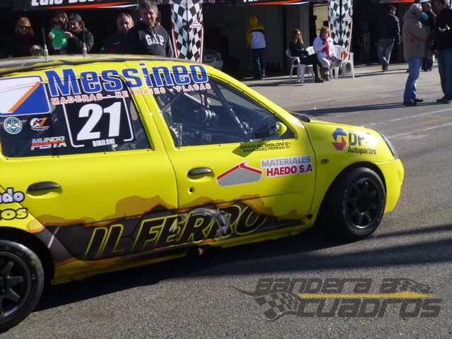 Emanuel Bibiloni colocó tercero el Renault Clio que compartirá este domingo con Mariano Pernía en la Clase 3 del Turismo Pista.